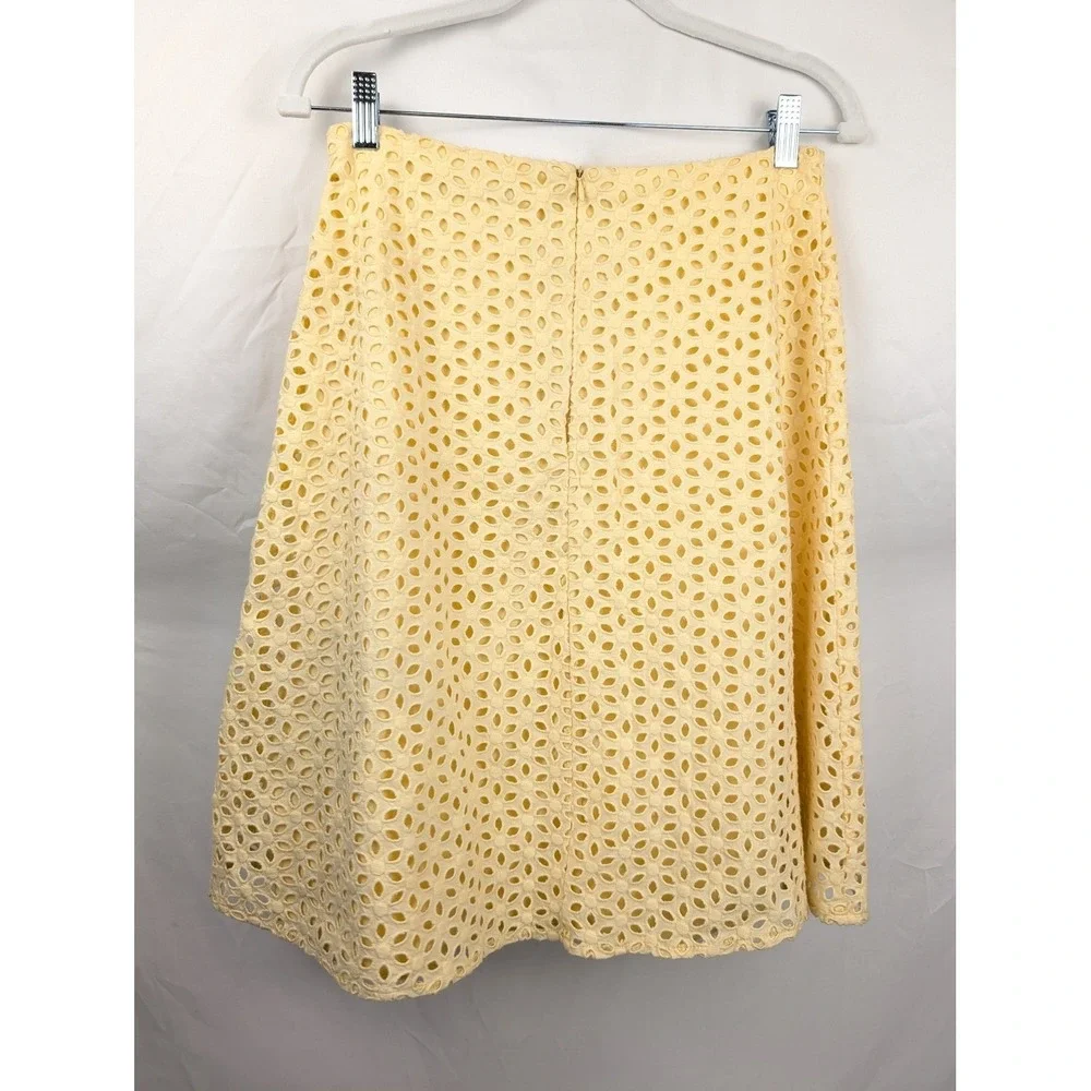 Vintage Floral Eyelet 100% Cotton Skirt Size S Yellow Preppy Coastal Pastel Euro